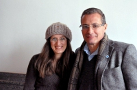 Mario Miguel Volpe, della Giuria Premio Malvinas, con la figlia Rocio